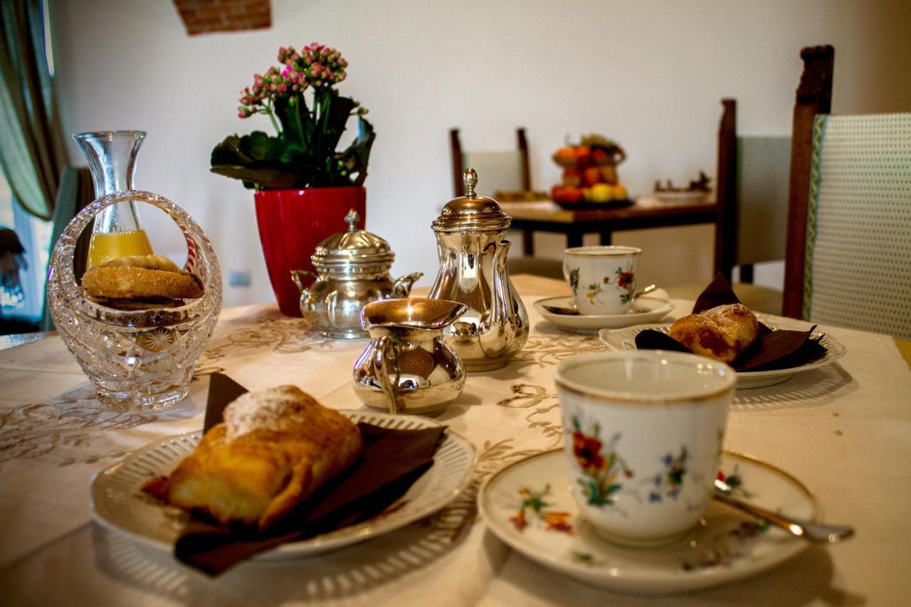 Casa Taro Bed & Breakfast Marsaglia  ภายนอก รูปภาพ